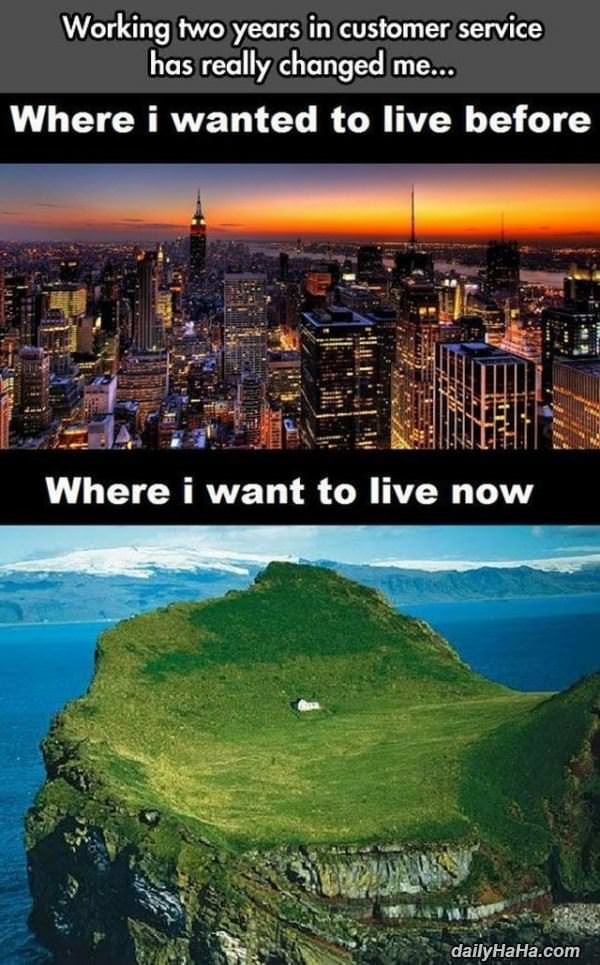 working in customer service funny picture