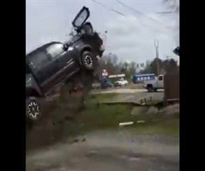 High speed chase ends in wicked crash