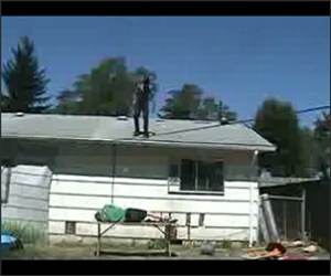 Backyard wrestling Roof Jump