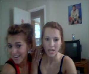 Techno Dancing Girls Funny Video