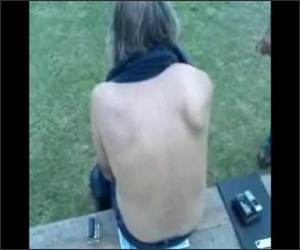 Gross Shoulders Video