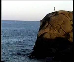 Crazy Video Insane Cliff Jump