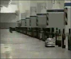 RC Car plays mario theme