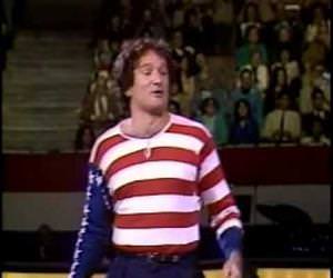 robin williams american flag Funny Video