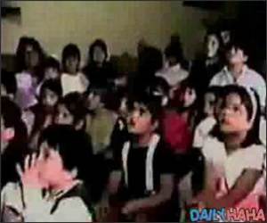 Kid Terrified of Puppets