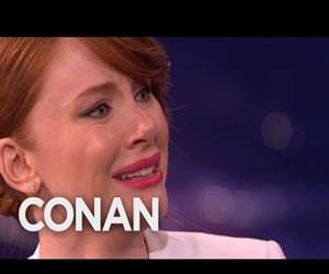 she can cry on command Funny Video