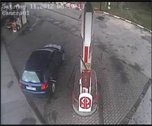 Woman getting some gas Video